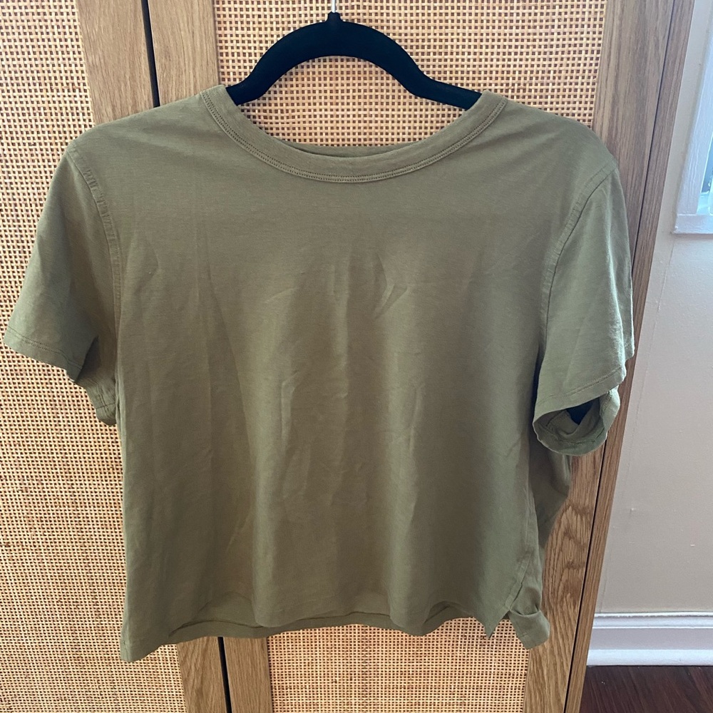 Lululemon Classic Fit Cotton Blend T-shirt in Olive Green